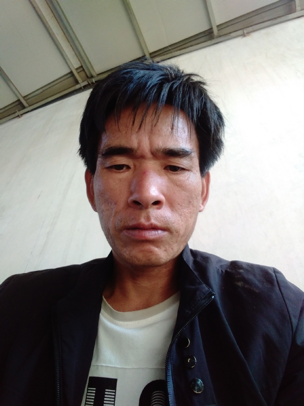 项斌的第一张照片--巍山基督教相亲网